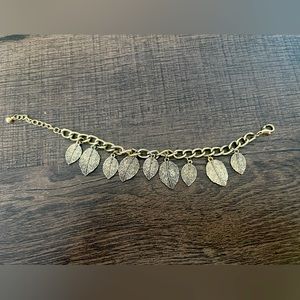 Gold leaf detailed bracelet